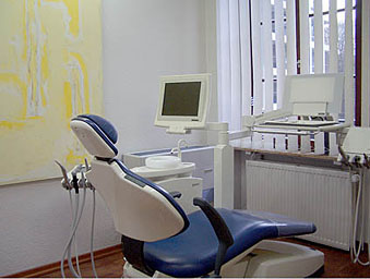 Einrichtung Zahnarzt Schmitz Elberfeld